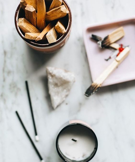 BENEFICIOS VELA PALO SANTO