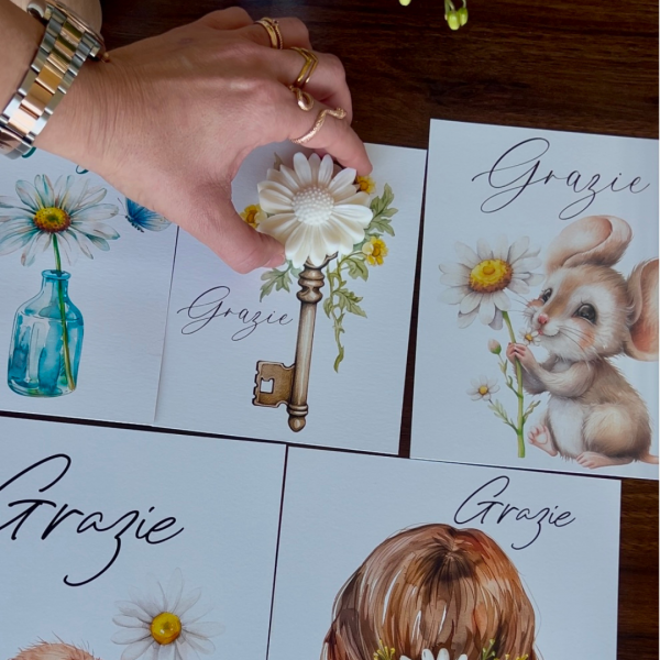 TARJETAS PERSONALIZADAS CON LUZ Y AROMA - Imagen 3